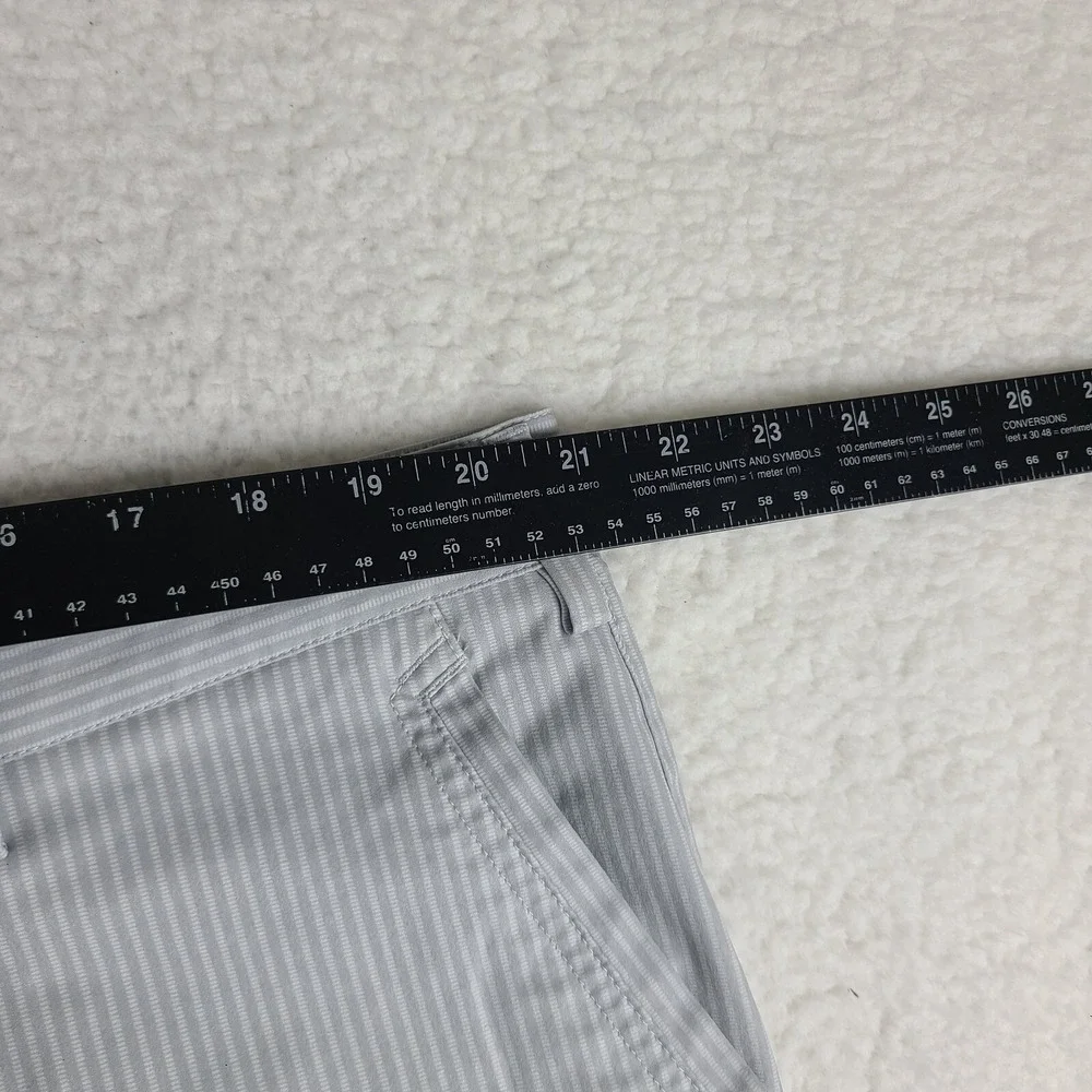 Adidas Shorts Mens 42 Gray‎ Striped 9